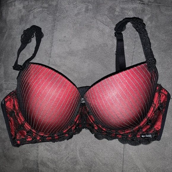 Magic Stature Other - Magic Stature 36C padded bra